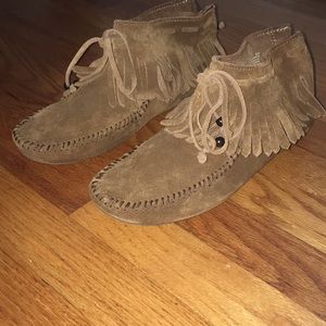 Minnetonka Women’s Moccasins